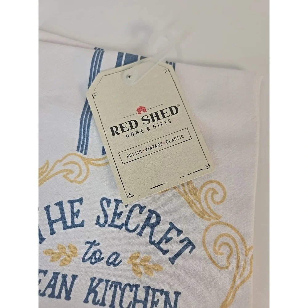 Kitchen Towel Set of 2 - The Secret To A Clean Kitchen... Don't Ever Cook *NEW*